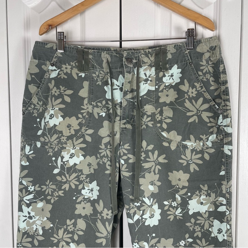 Y2K Gloria Vanderbilt Ripstop Floral Capri Pants Women’s 14 Green Utility Sporty - Picture 2 of 16
